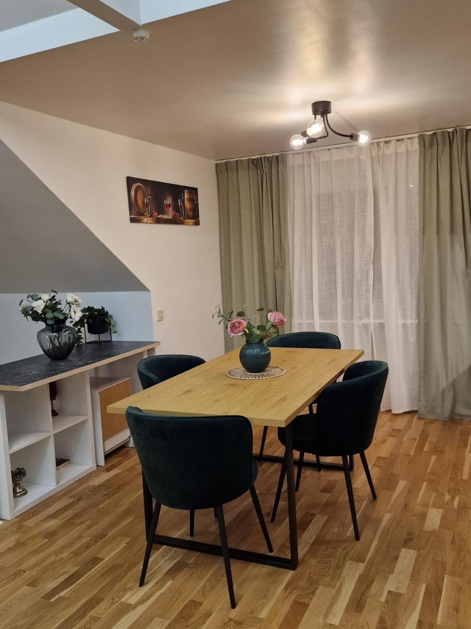 Noah Longstay Apartment Вестерос Екстер'єр фото