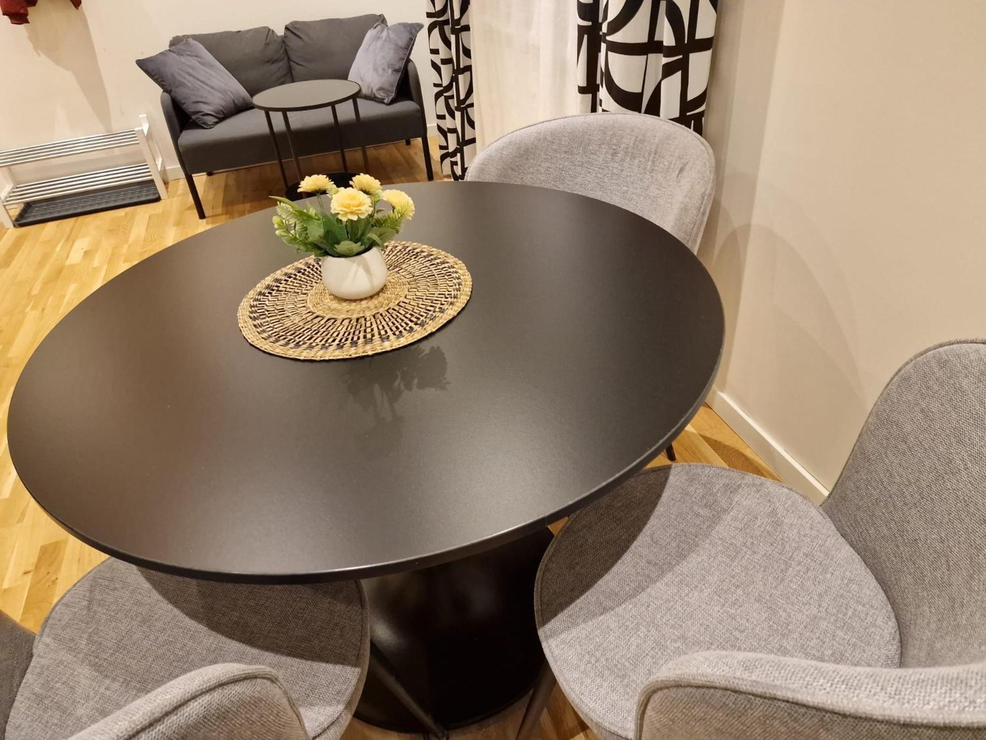Noah Longstay Apartment Вестерос Екстер'єр фото